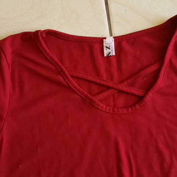 #10447-10 🔥🔥Tank top with front strap detail,M,Red. - Picture 2 of 3